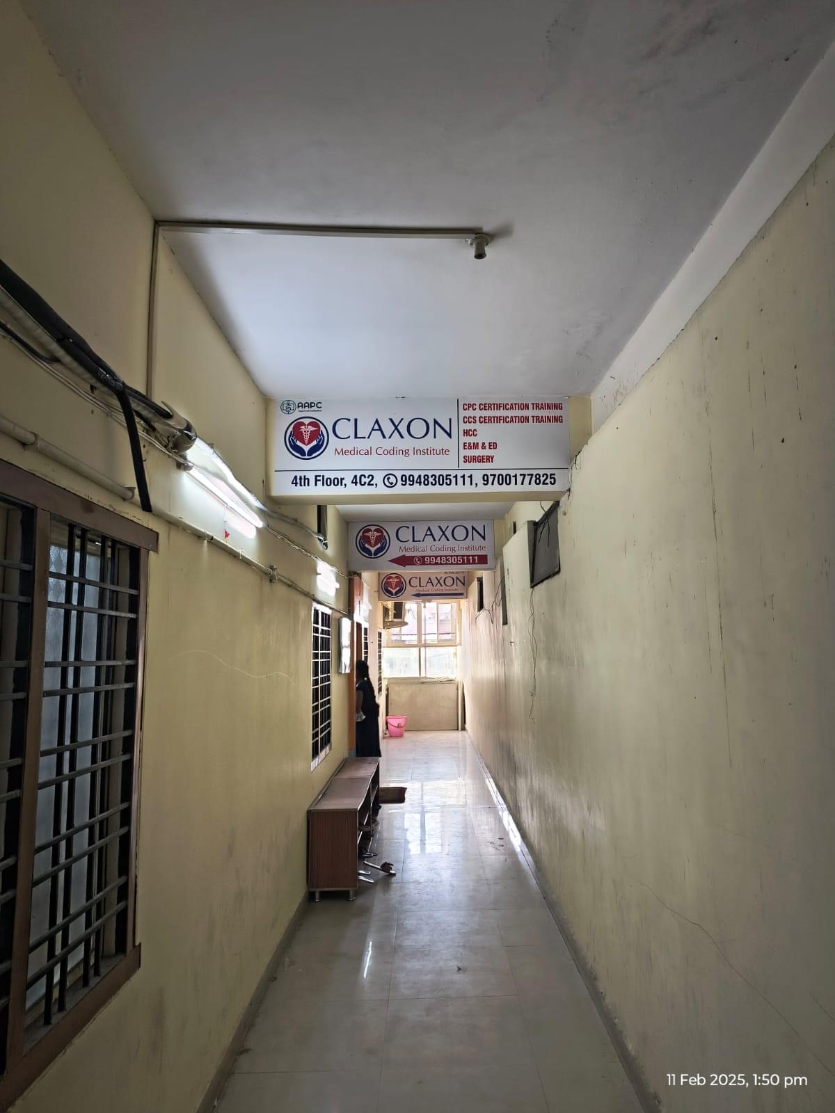 CLAXON Claxon photo 3